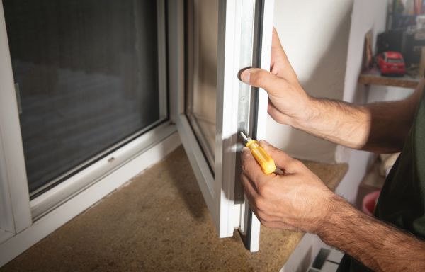 Dual Pane Window Repair in Eagle