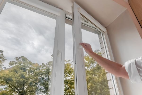 Vinyl Window Repair in Eagle